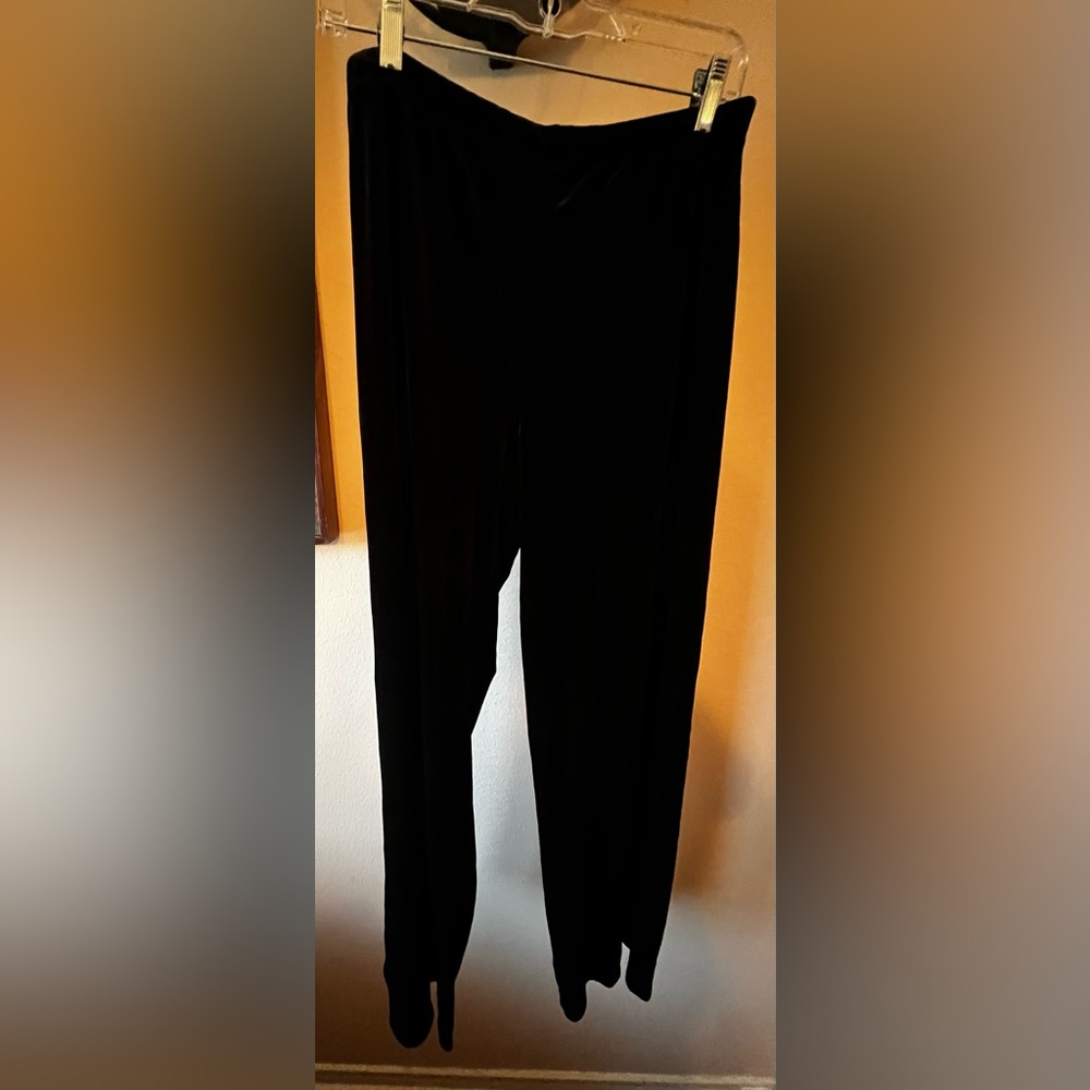 Notations Black Velvet Velor Straight Leg Pull On Women's Sz Medium